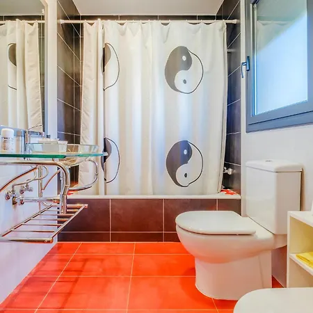 Pet Friendly In * Segur de Calafell